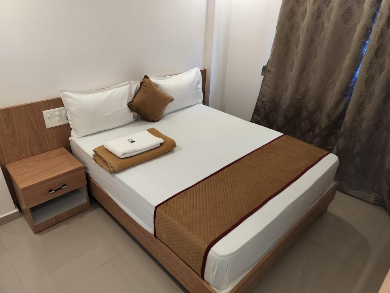 Classic Comfort Lodge Mangalore Buitenkant foto