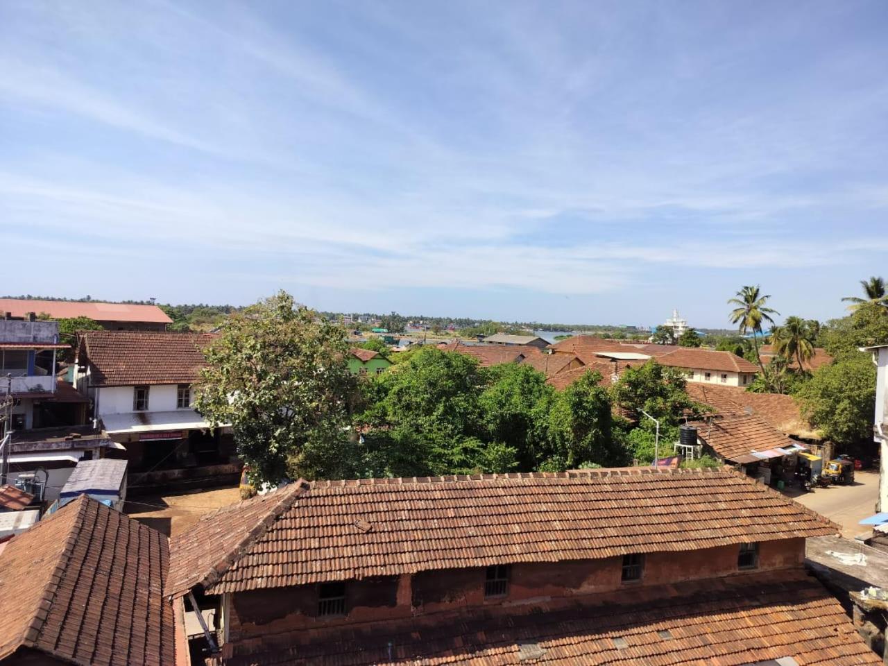 Classic Comfort Lodge Mangalore Buitenkant foto