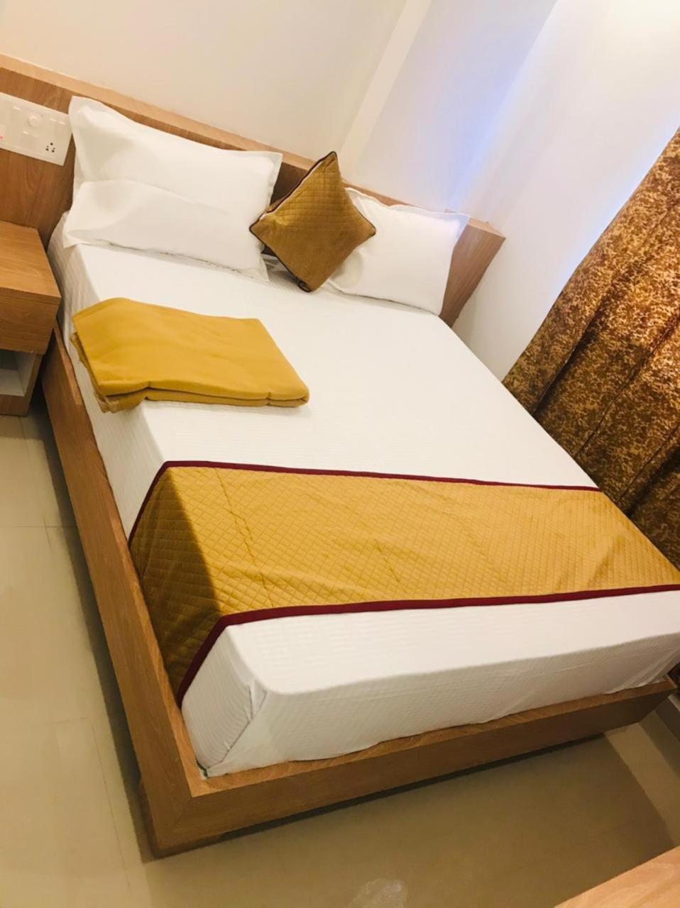 Classic Comfort Lodge Mangalore Buitenkant foto
